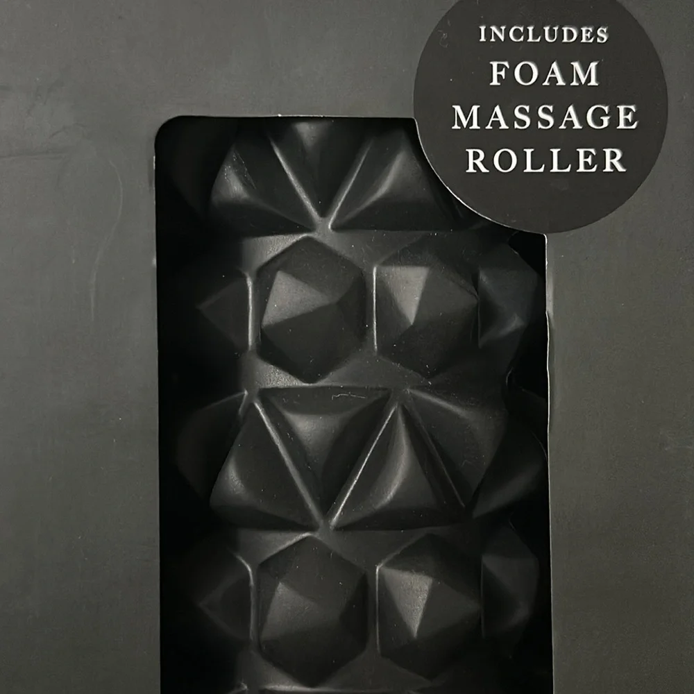 APOTHEKIE CASHMERE & WHITE MUSK MUSCLE RELAXATION SET SOAK OIL & MASSAGE ROLLER